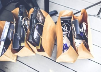gift-brown-shopping-market