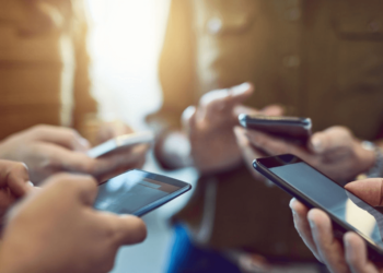 smartphone with mSpy