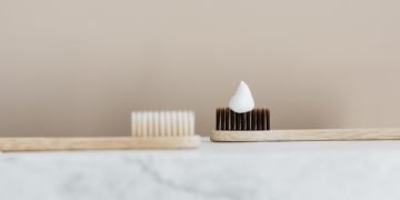Are You Using The Right Toothpaste For Your Teeth?