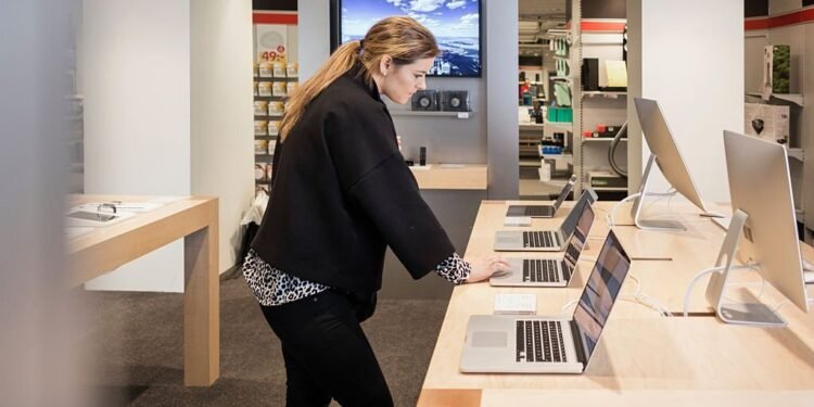 How to Choose the Right Laptop