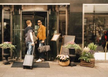 Mistakes Hotels Make When Advertising