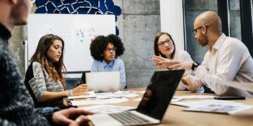 Customer Communication Channels to Use in Your Business