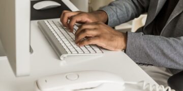 How Does OCR Technology Ease Data Entry Work