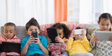 How to Protect Children on Social Media