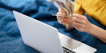 How To Generate Passive Income With An Online Business