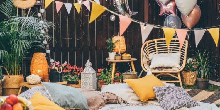decorate outdoor