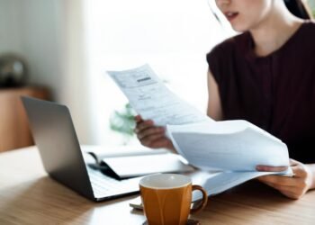 How to Qualify for an FHA Loan