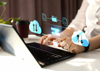 How to Perform Shopify to Magento Migration